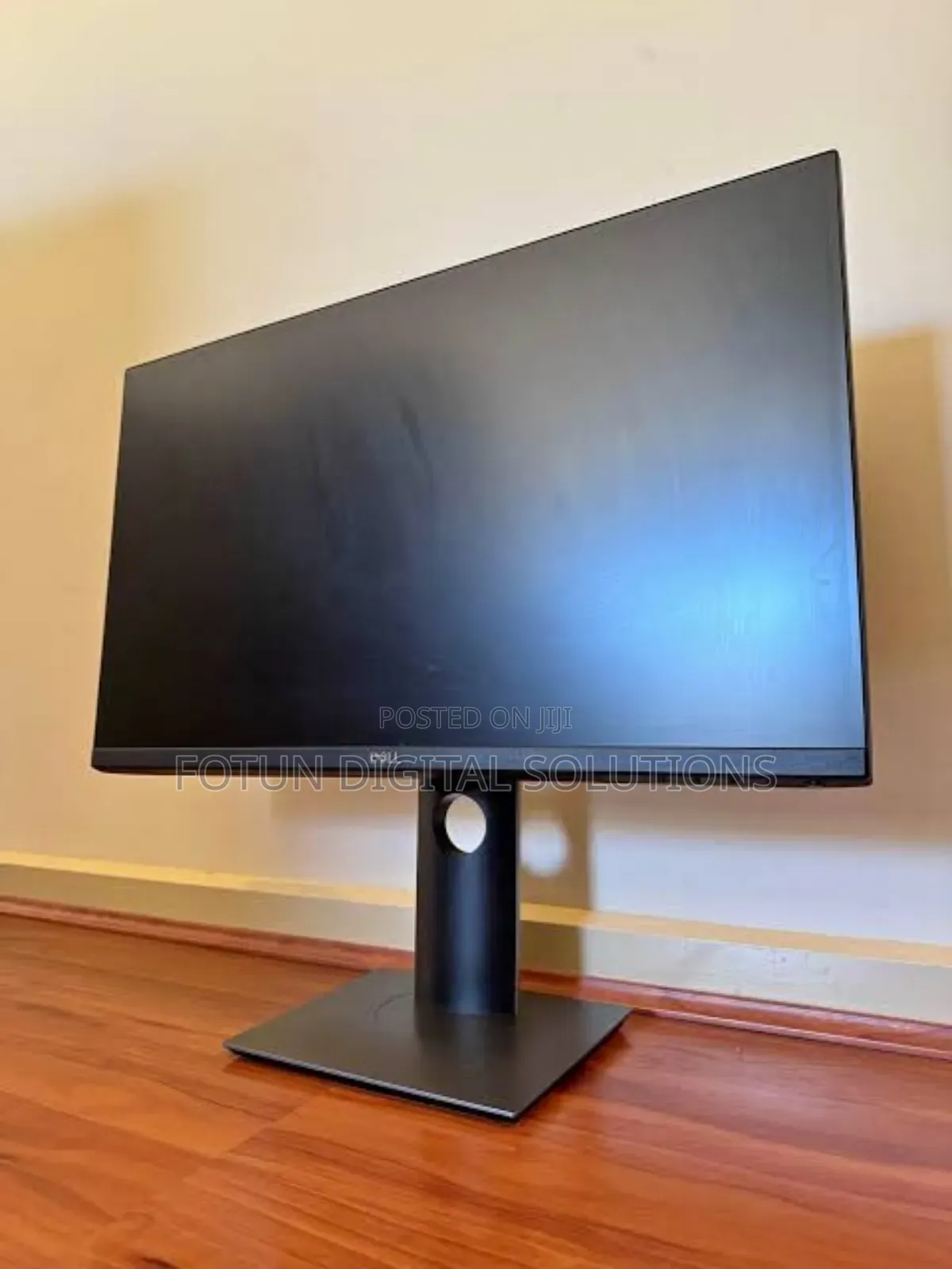 22” Dell Widescreen Monitor – Clean Display With Vga Dvi