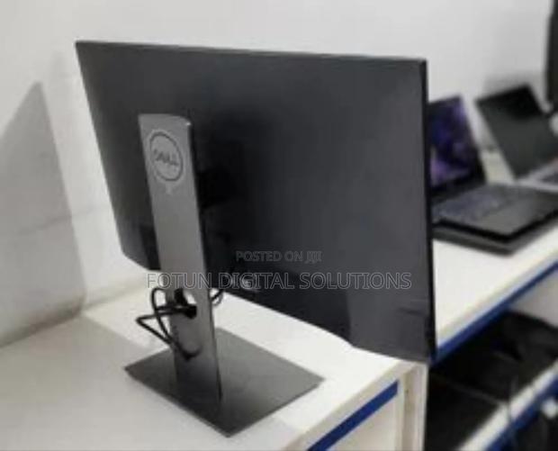 Dell 24” Monitor With Hdmi –Full Hd Display With Rich Colors