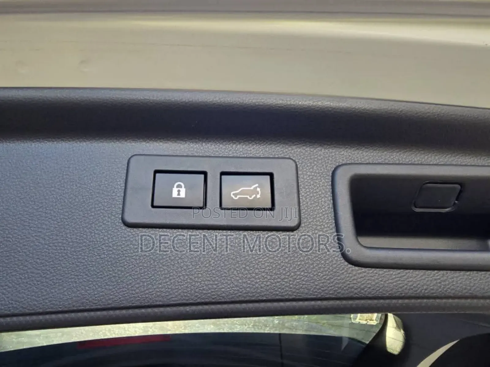 Subaru Forester Premium AWD 2019 White