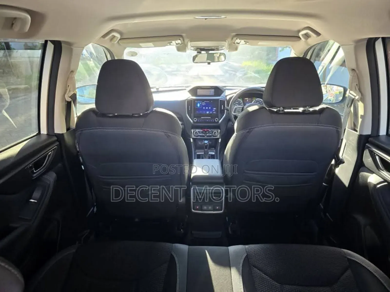 Subaru Forester Premium AWD 2019 White
