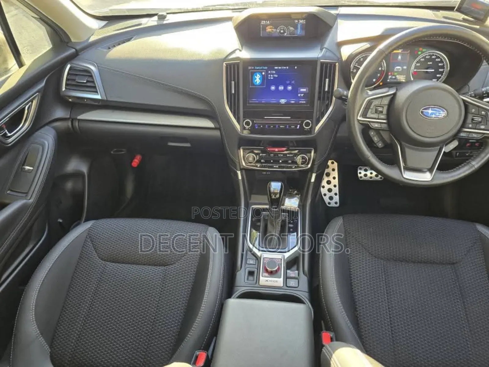 Subaru Forester Premium AWD 2019 White