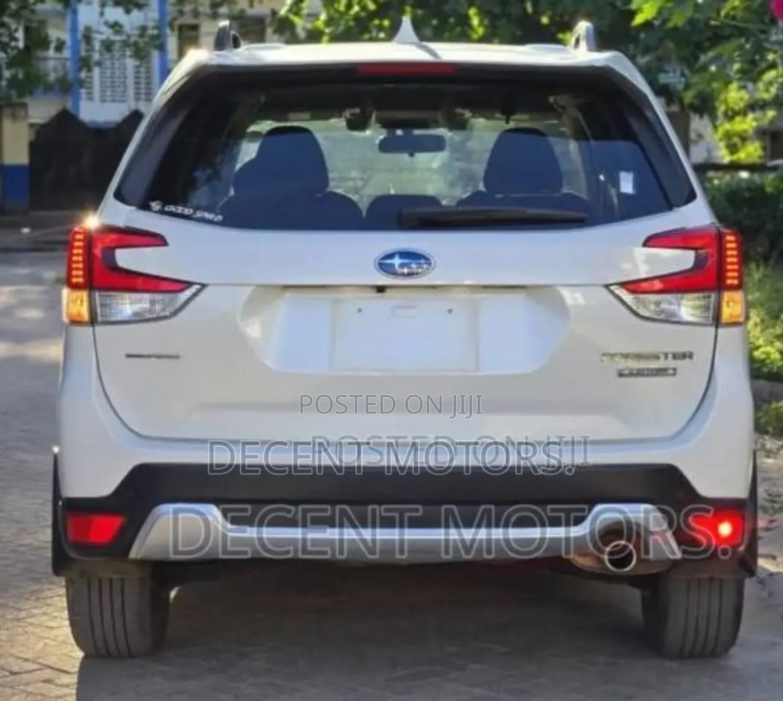Subaru Forester Premium AWD 2019 White
