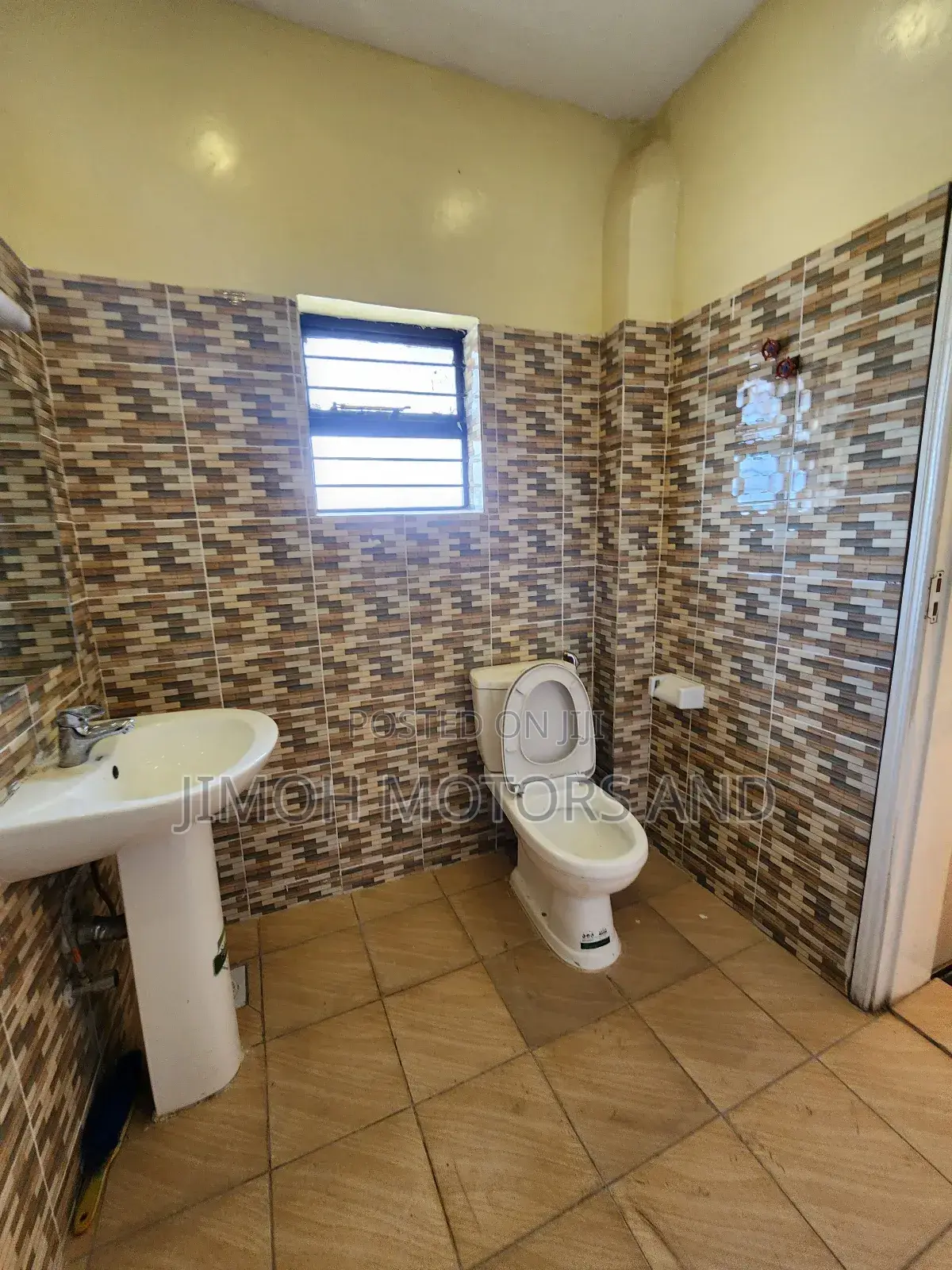 Furnished 4bdrm House in Kamakis for sale