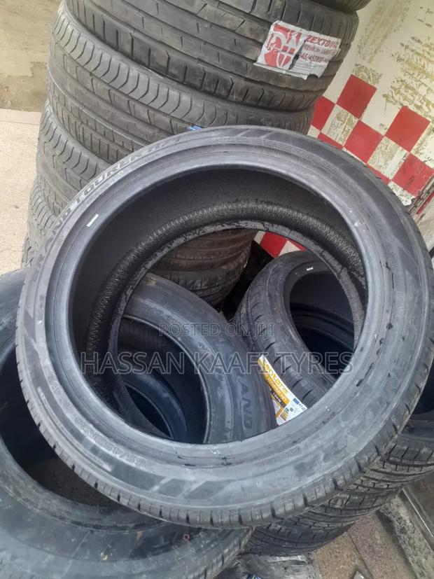 Centra 265/45r20 Ht - thumbnail 3