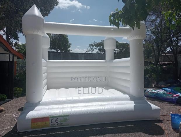 Hannah Montanah Bouncing Castles for Hire - thumbnail 5