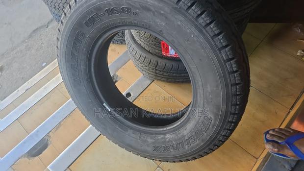 195r15 Maxxis Tyre - thumbnail 2