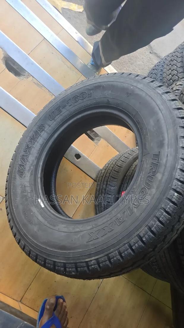 195r15 Maxxis Tyre - thumbnail 3