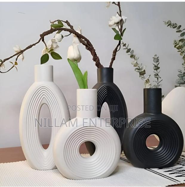 *Decorative Vase Set 2pcs - main view