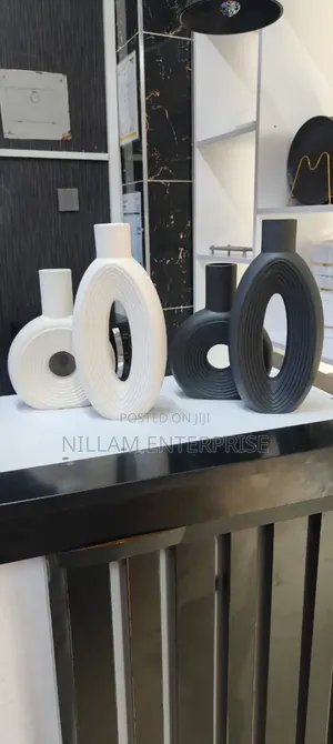 *Decorative Vase Set 2pcs