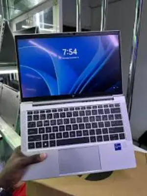 Laptop HP EliteBook 830 G7 16GB Intel Core i5 SSD 512GB