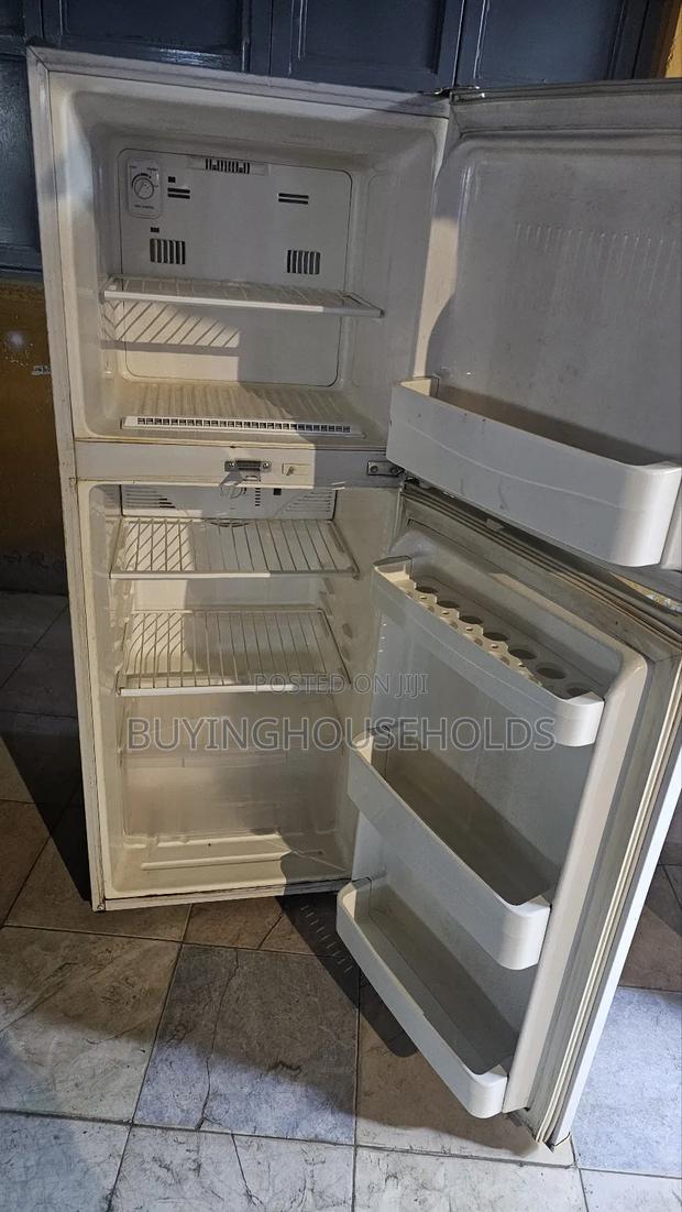 Lg 240l No Frost Fridge - thumbnail 2