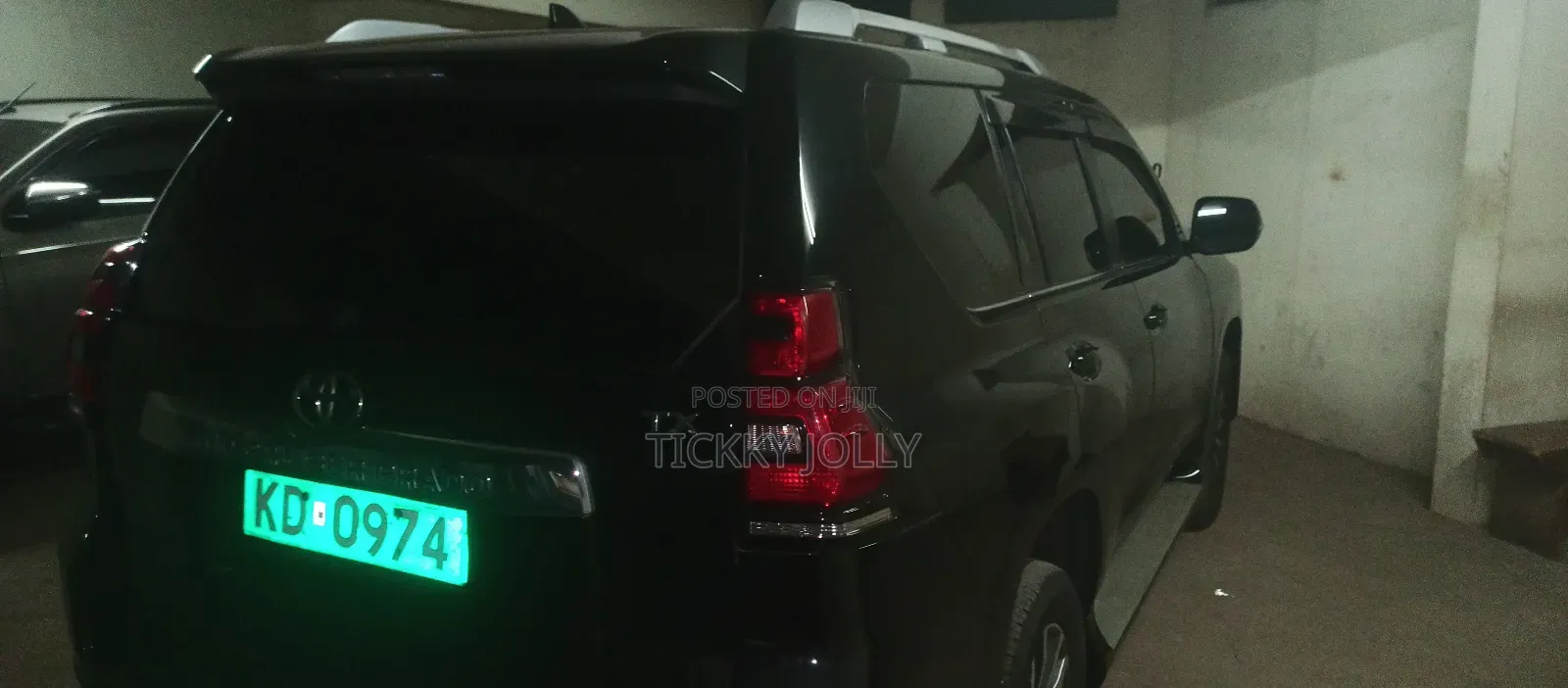 Car Tinting(Windshield and Windows)