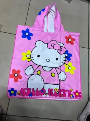 Cartoon Themed Hooded Kids Towels 
Perfect For Swimming
