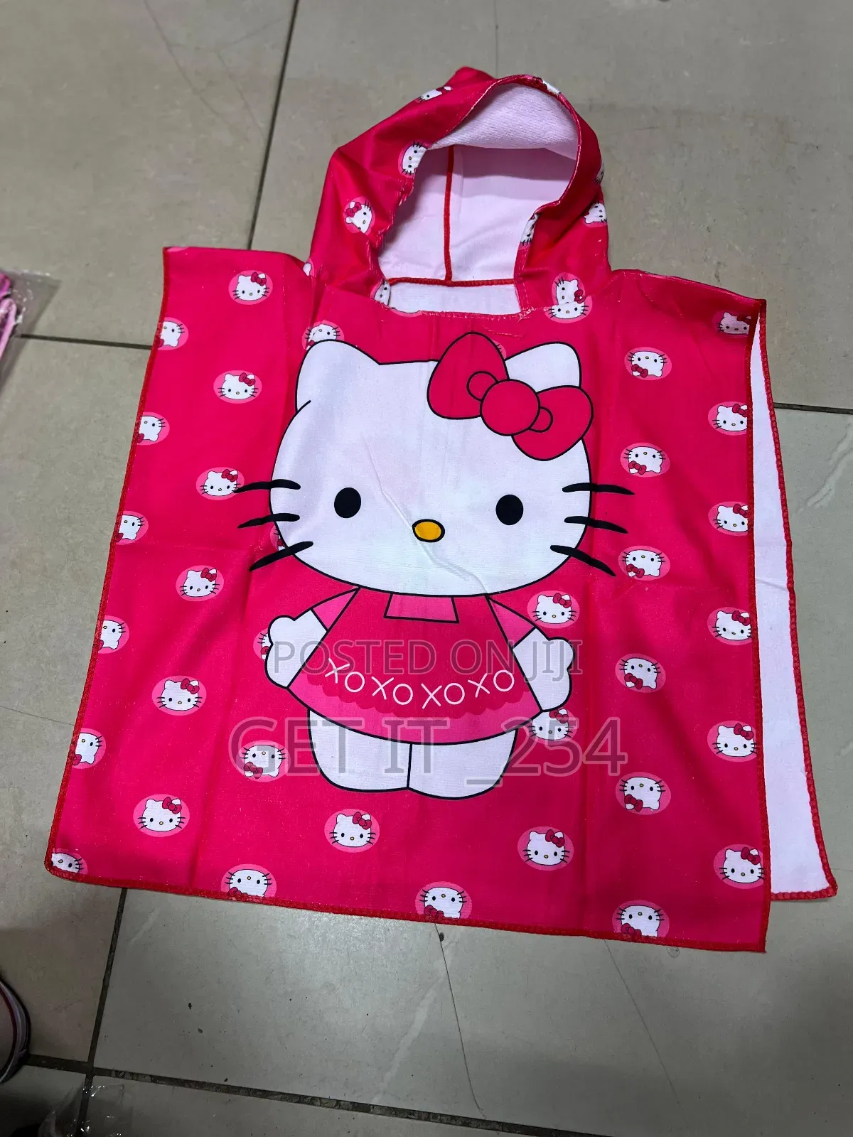 Cartoon Themed Hooded Kids Towels 
Perfect For Swimming