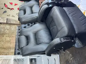 Kinyozi Barber Chair Adjustable