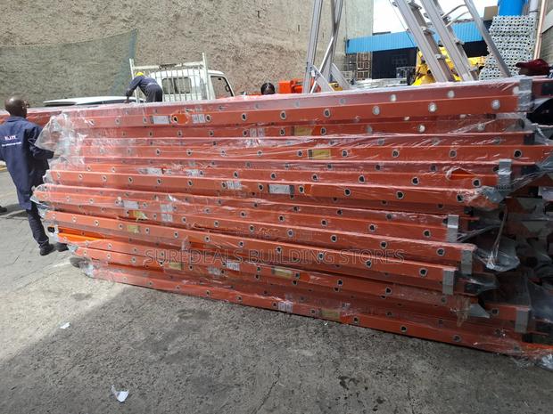 Fibreglass Extention Ladder 2*12 - thumbnail 2