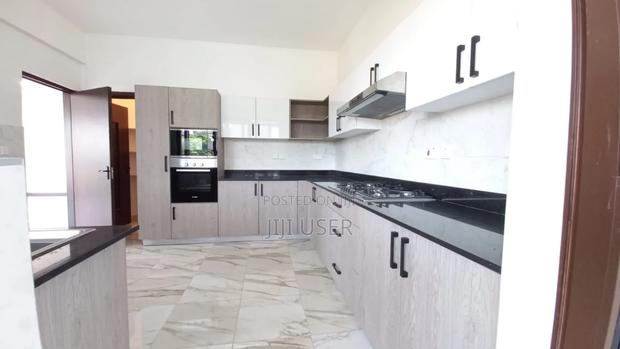 3bdrm Apartment in Parklands for rent - thumbnail 3