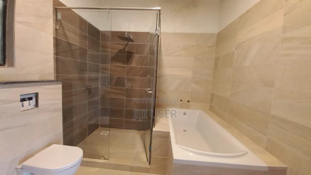 3bdrm Apartment in Parklands for rent - thumbnail 4