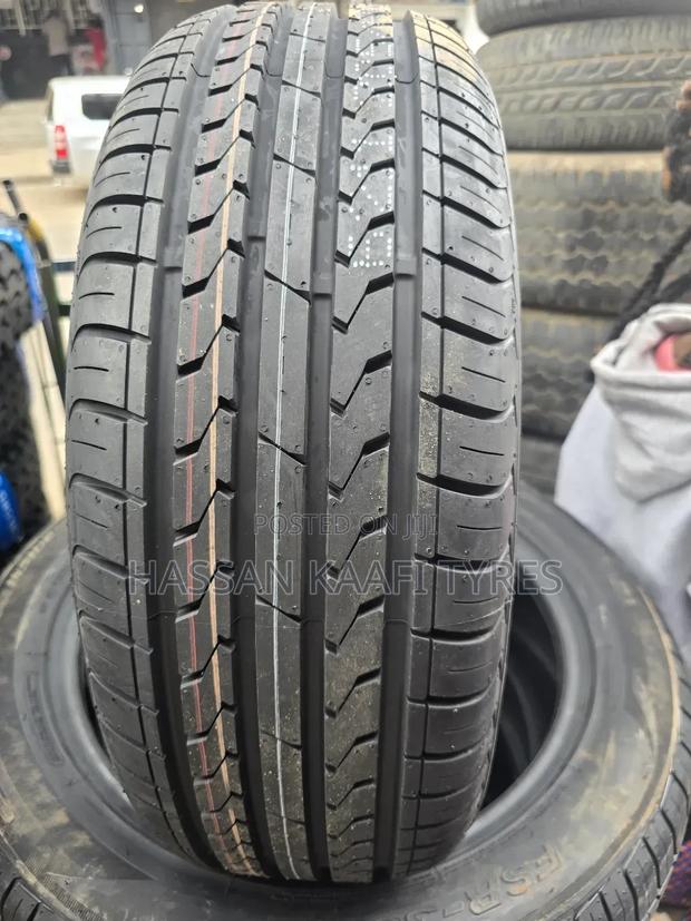 205/60r16 Fortune Tyre - thumbnail 2