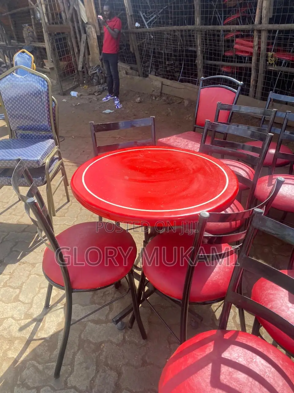 Restaurant And Bar Chairs And Round Table Set