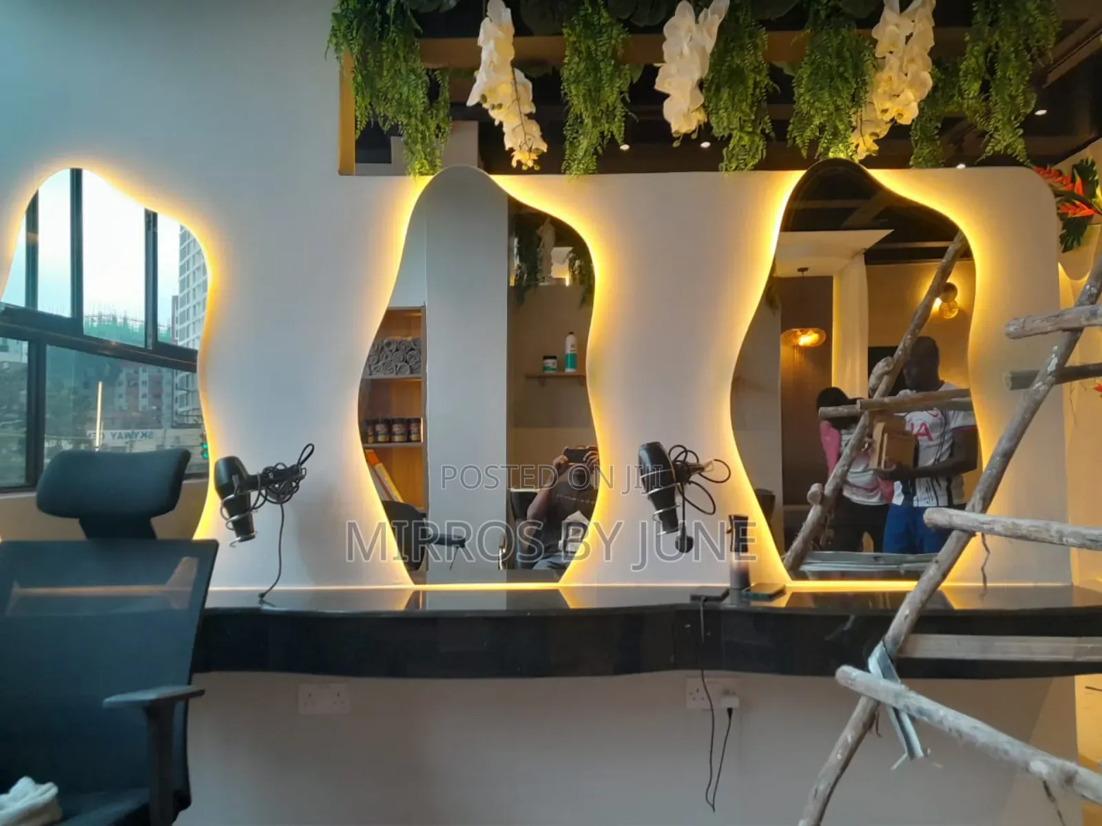 Raya Salon / Spa/ Barber Shop Mirrors