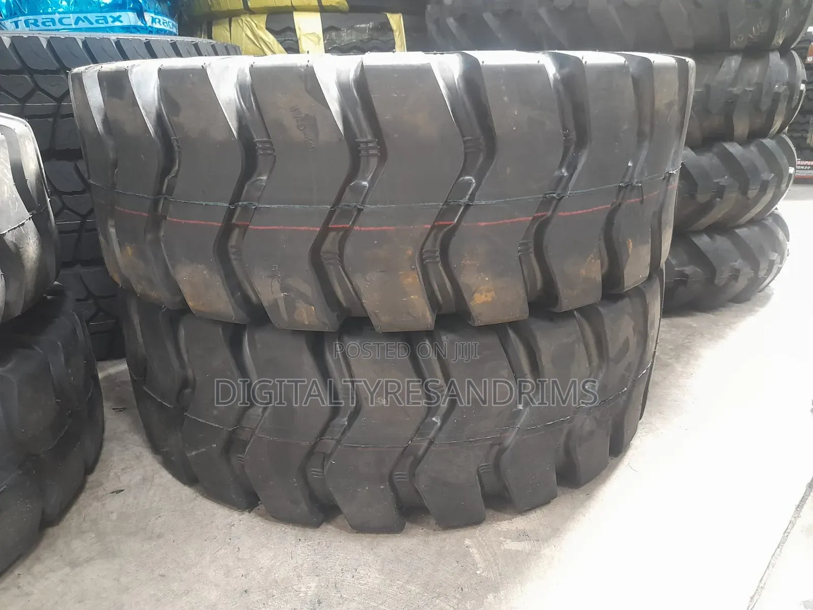Brand New Road Lion Tractor Tyres Size 17.5-25