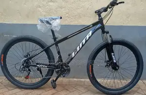 Size 26 Mountain Bike/ Luta Mountain Bicycle