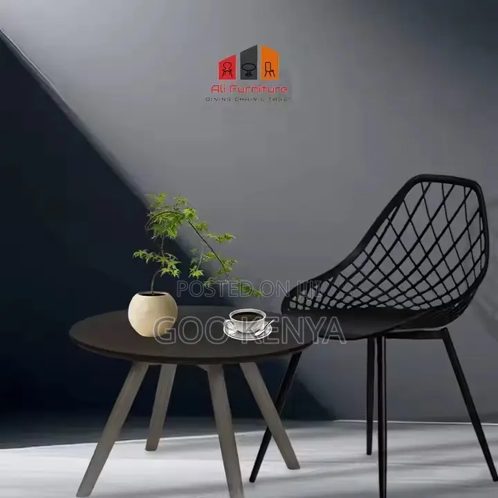 Dining Chairs ; Affordable Plastic Dining Chairs
