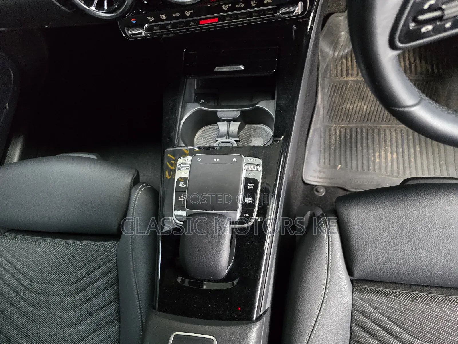 Mercedes-Benz A-Class 2019 Silver
