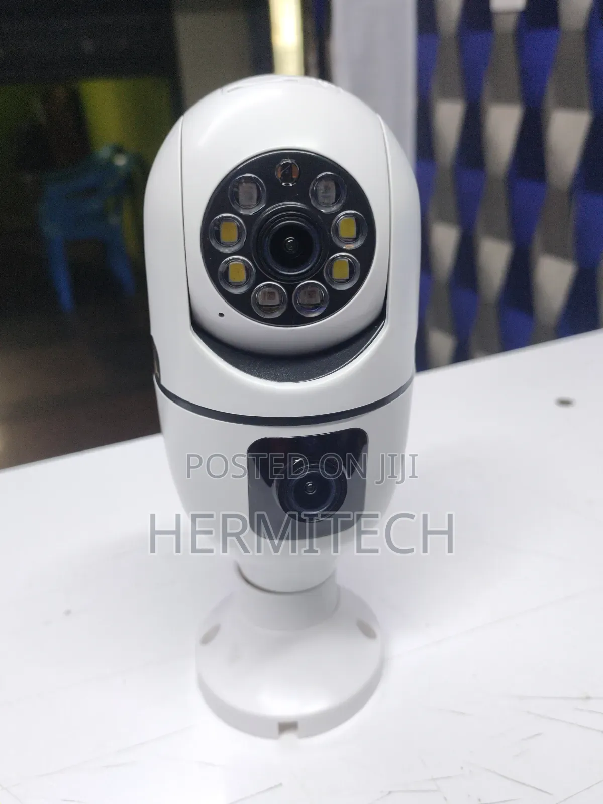 Dual Lense V380 Bulb Camera With Wireless Connection 2-Way