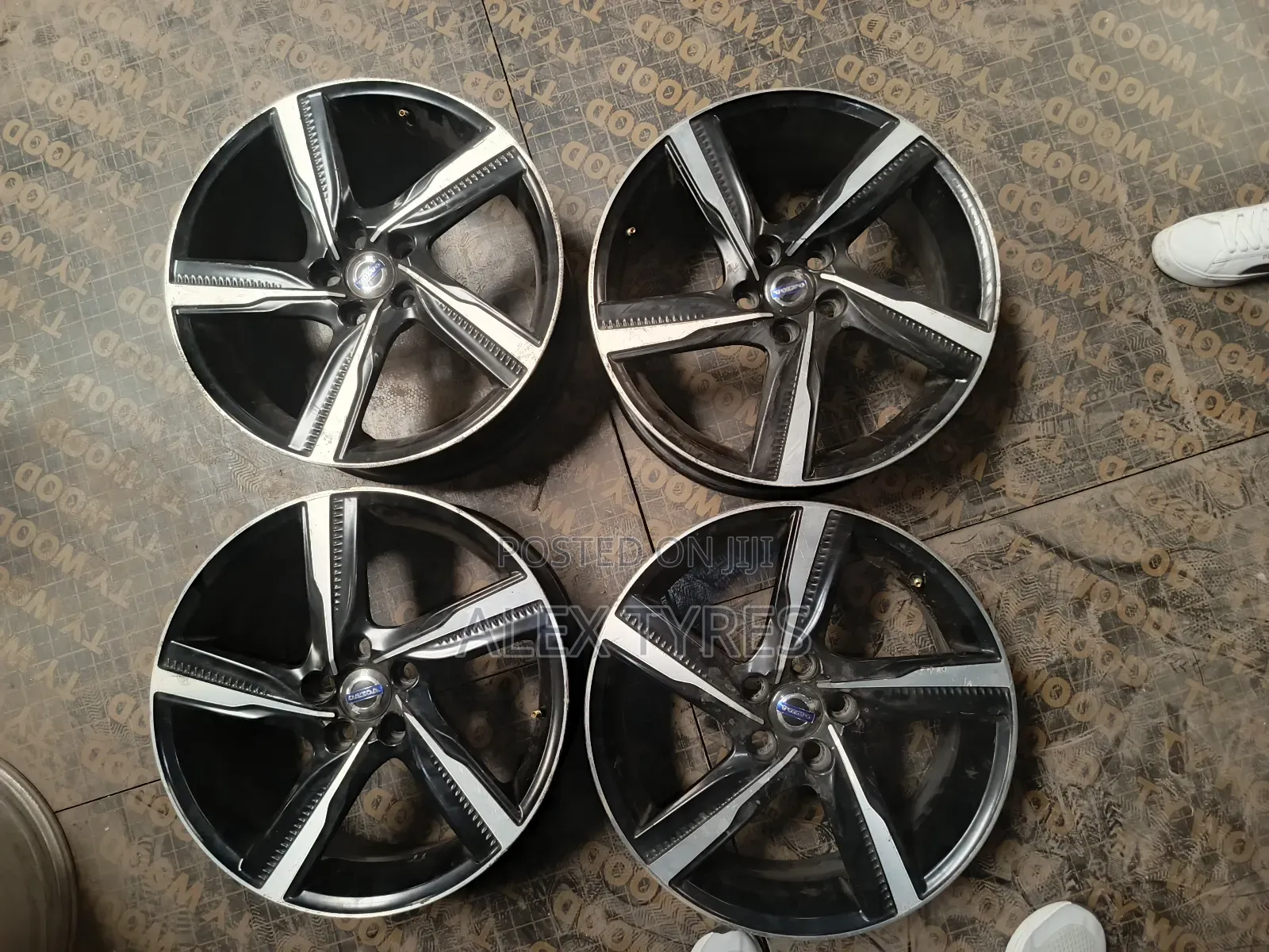 Size 18 Inches Volvo Original X Japan Rims Set