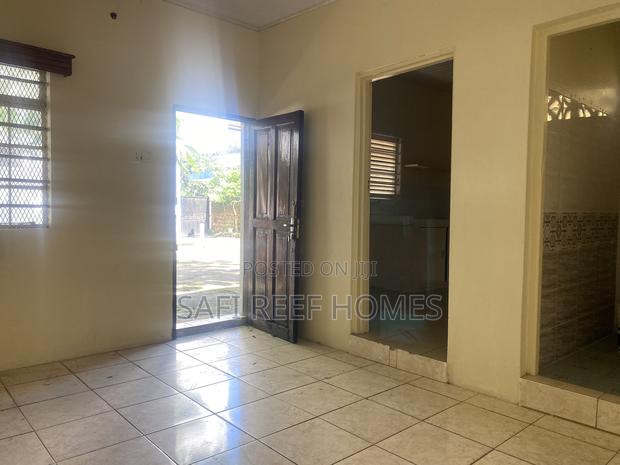 Office Space to Let in Nyali - thumbnail 9