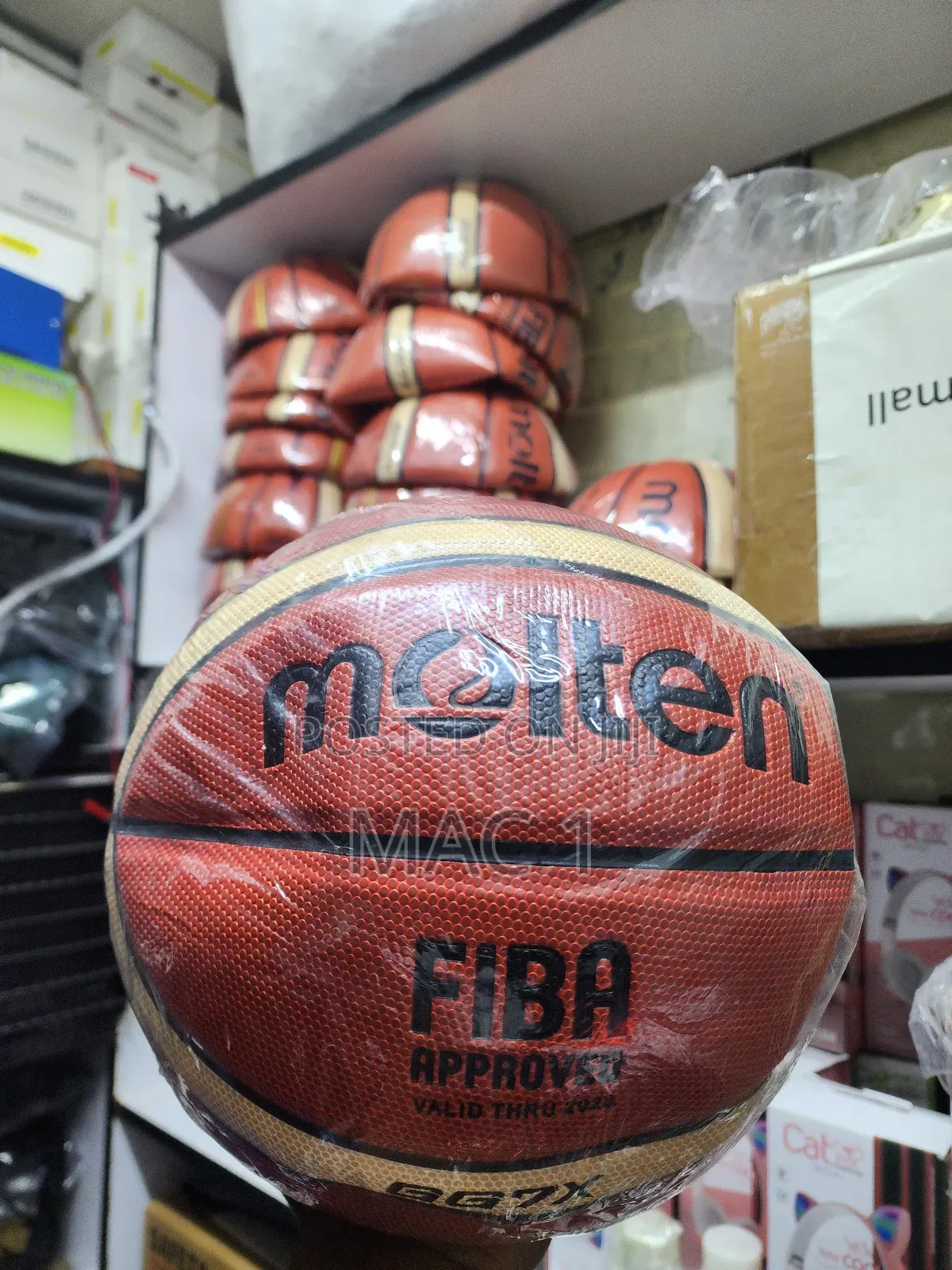 Molten Basketball  Size 7 Gg7x