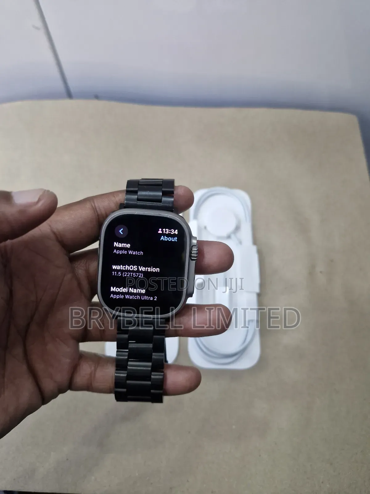 Apple Watch Ultra 2 49mm, Super Mint as New on Offer