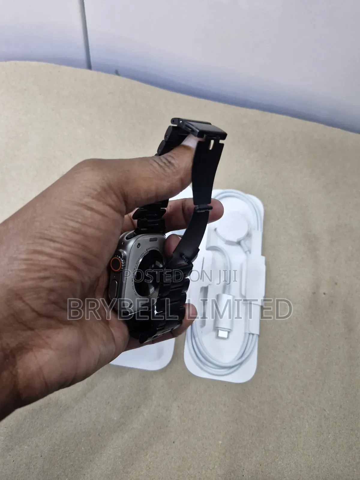 Apple Watch Ultra 2 49mm, Super Mint as New on Offer