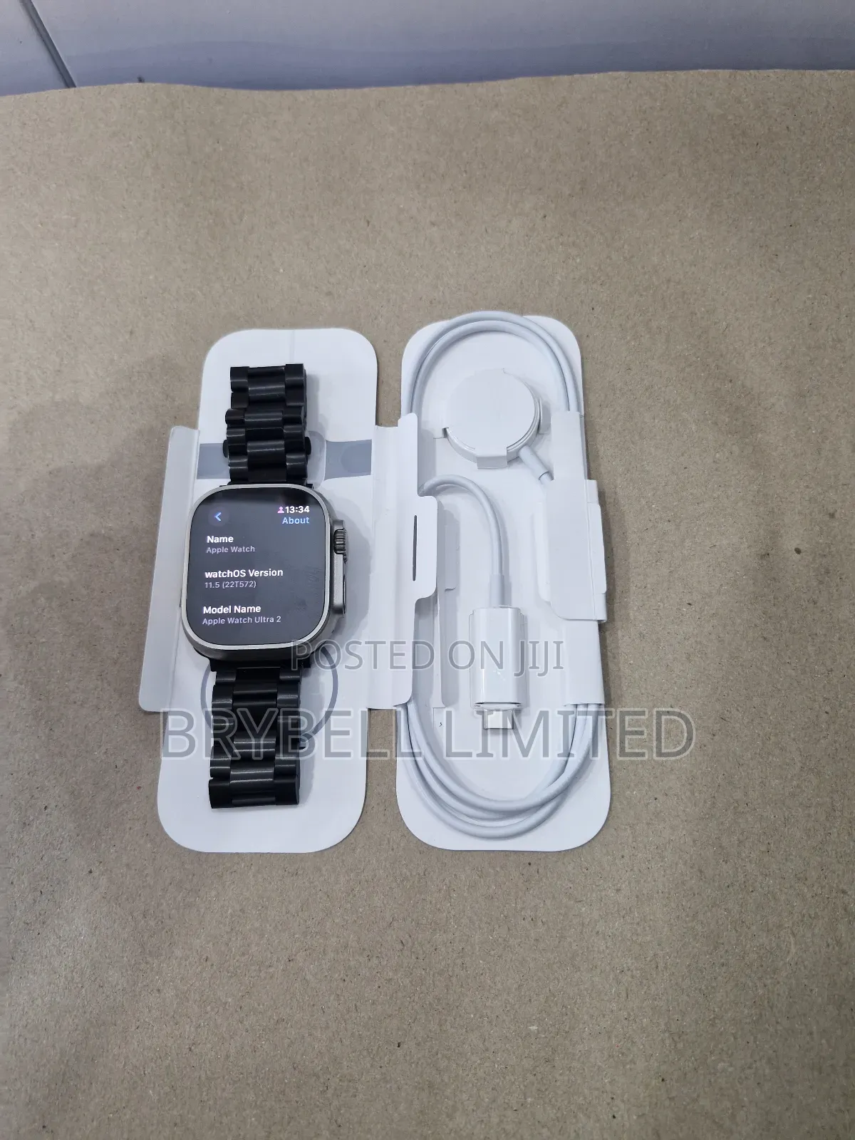 Apple Watch Ultra 2 49mm, Super Mint as New on Offer