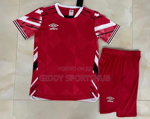 Football Uniforms - thumbnail 4