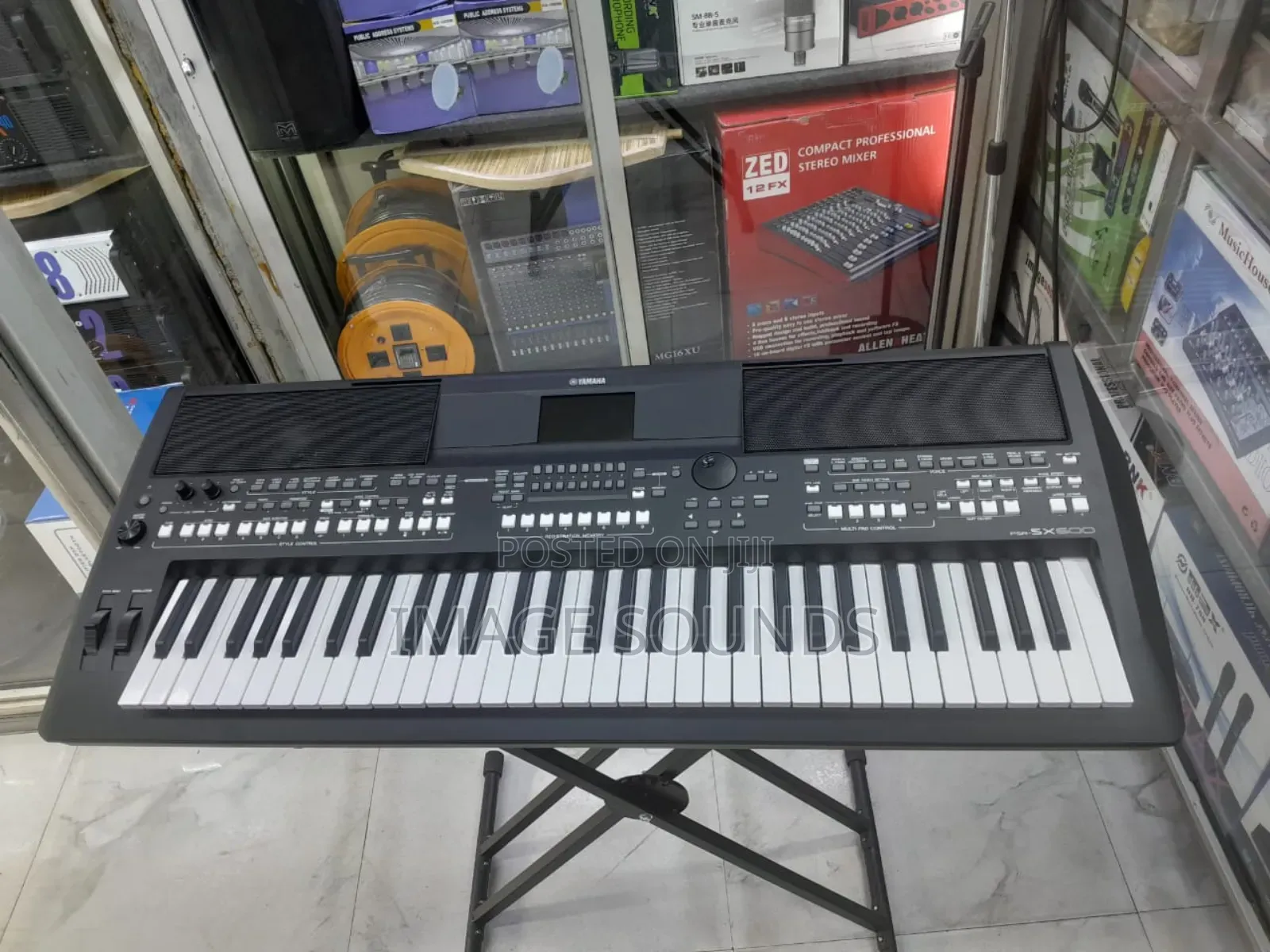 Yamaha Sx-600 Keyboard