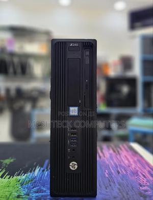 Desktop Computer HP Z240 8GB Intel Xeon SSD 256GB - thumbnail 2