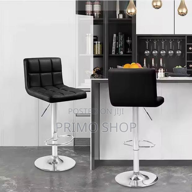 Barstool; Dynamic Multicolor Accents Barstool - thumbnail 4