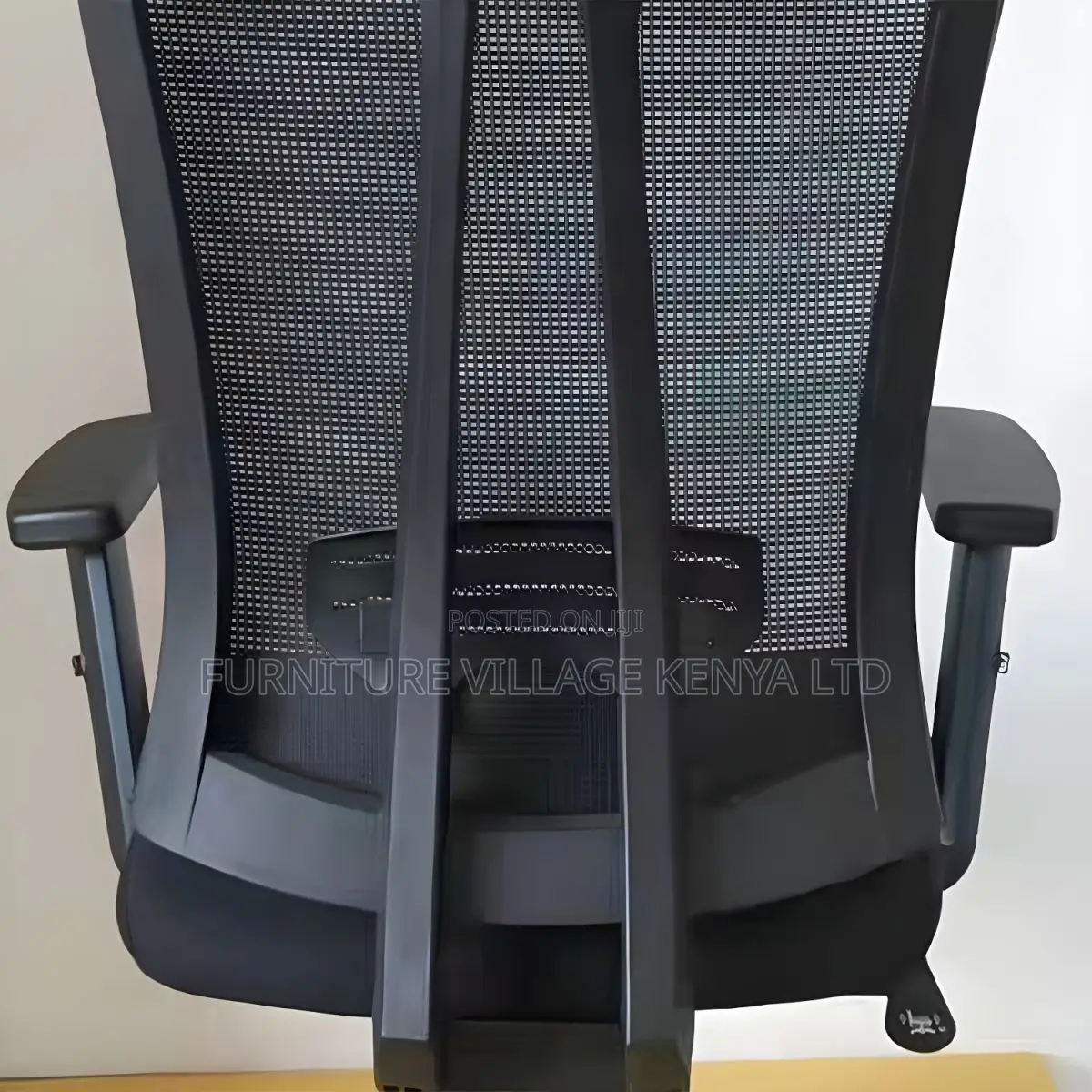 Office Chair:Executive Fabric Orthopedic Office Chair