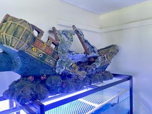 Deluxe Aquarium Shipwreck – For Big Tanks Bold Style - thumbnail 2