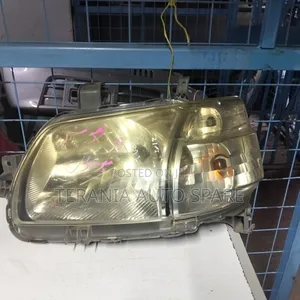 Towance 2012 Headlight