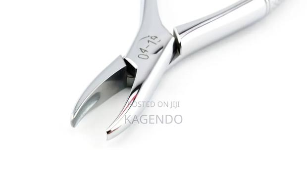 Upper Anterior Forceps Paediatric - main view
