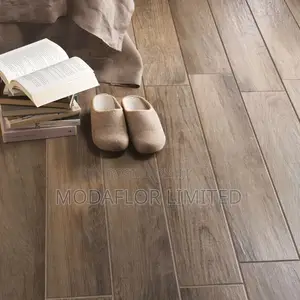 Budget-Friendly Brilliance! Laminate Flooring