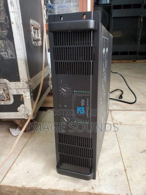 Crest Audio Ca12 Professional Power Amplifier. - main view