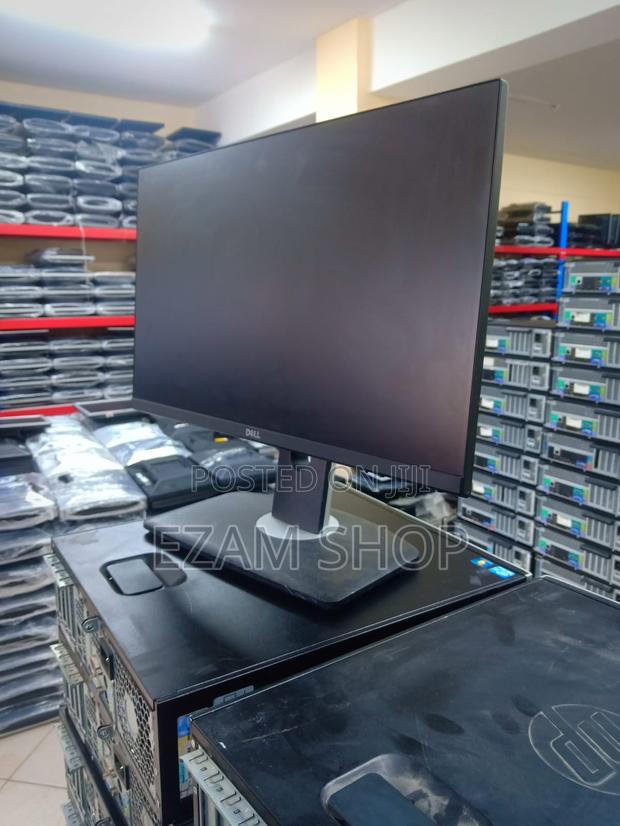 Dell 22" Edge to Edge Monitor - thumbnail 2