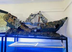 Big Impact Aquarium Decor – Realistic Shipwreck Structure - thumbnail 2