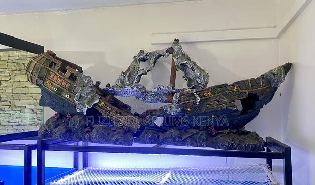 Deluxe Shipwreck for Aquariums – Mystical Majestic - main view