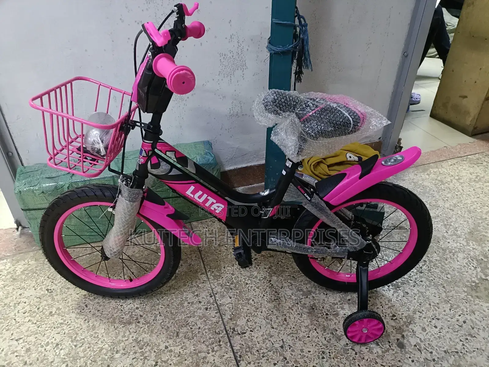Kids Bicycle/ Size 16 Luta Kids Bike 4 to 8 Years